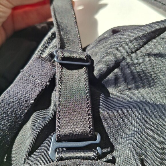 Lululemon Ta Ta Tamer Sports Bra - Picture 7 of 7